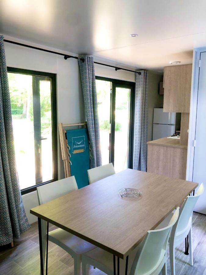 Camping Etang Des Bois Vieilles-Maisons-sur-Joudry Exterior photo