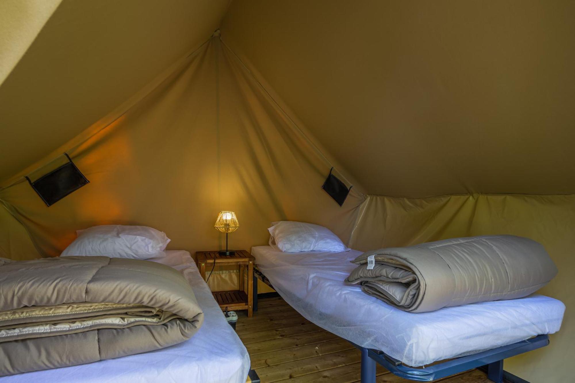 Camping Etang Des Bois Vieilles-Maisons-sur-Joudry Exterior photo